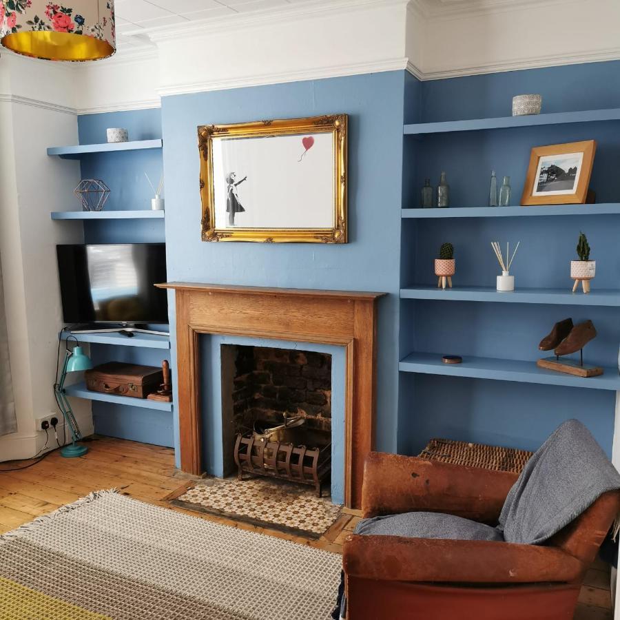 Lovely Seaside Town House Хейстингс Екстериор снимка